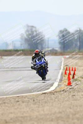 media/Jun-07-2025-TrackDaz (Sat) [[4413525952]]/B Group/220pm (Turn 9)/